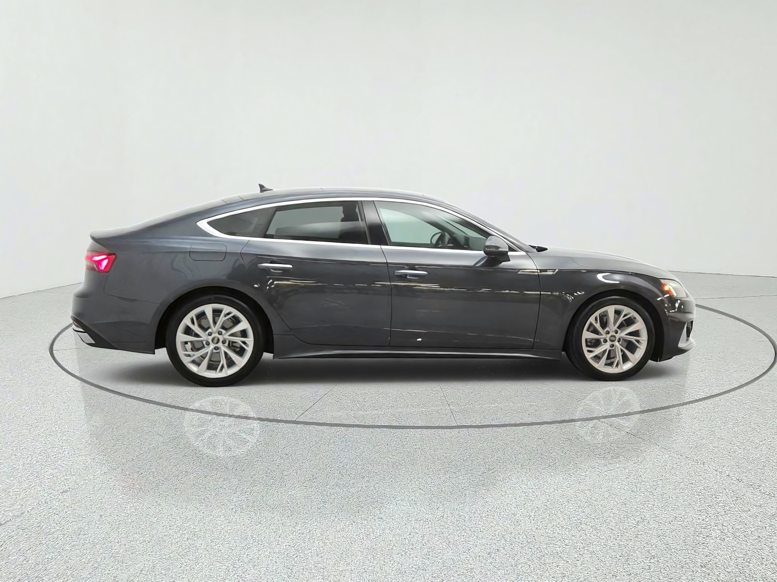 Used 2024 Manhattan Gray Metallic Audi Premium image 4