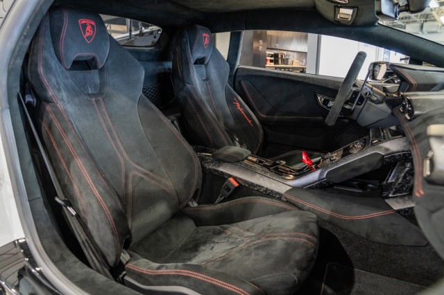 Used Car 2018 Lamborghini Huracan  Performante For Sale Under $320,000 In Boerne, Texas