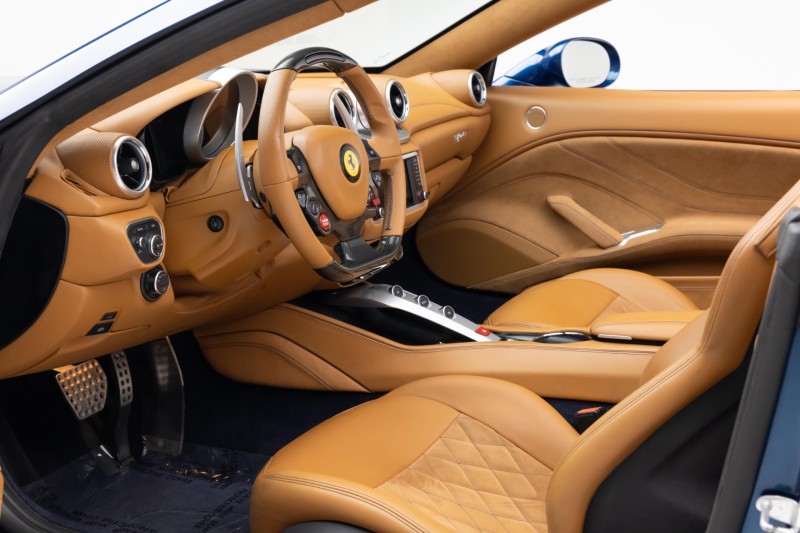 2015 Ferrari California T T in , 