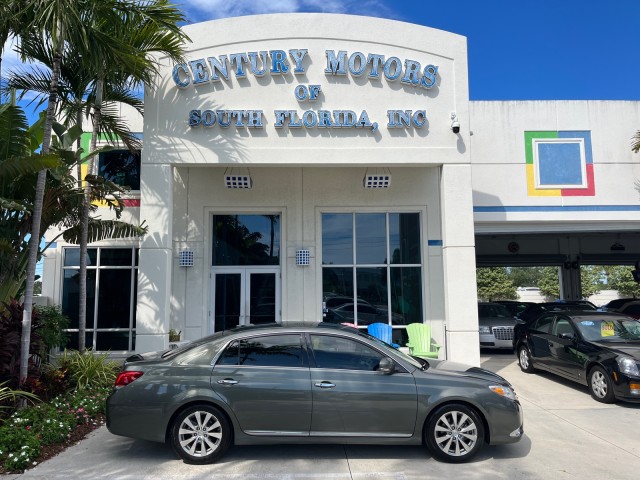 2011  Avalon 1 FL Limited LOW MILES 22,958 in , 