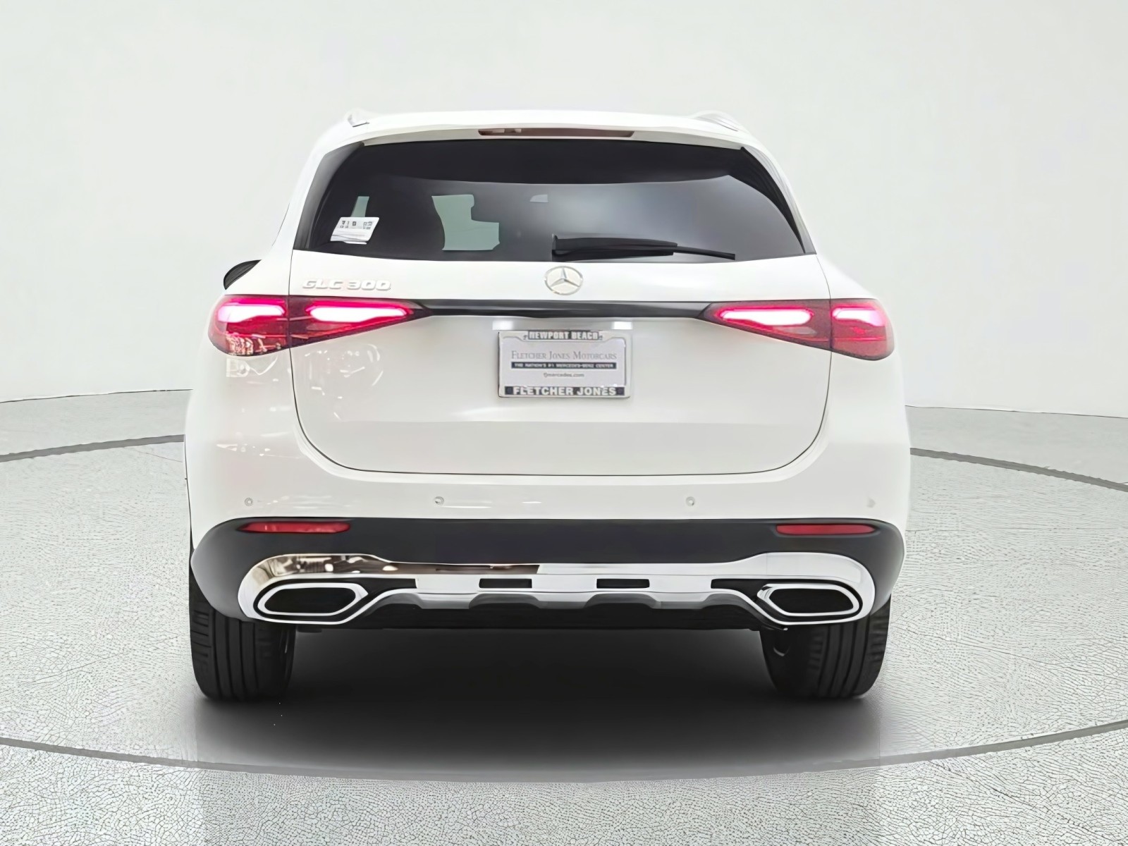 New 2027 Polar White Mercedes-Benz GLC 300 SUV image 6