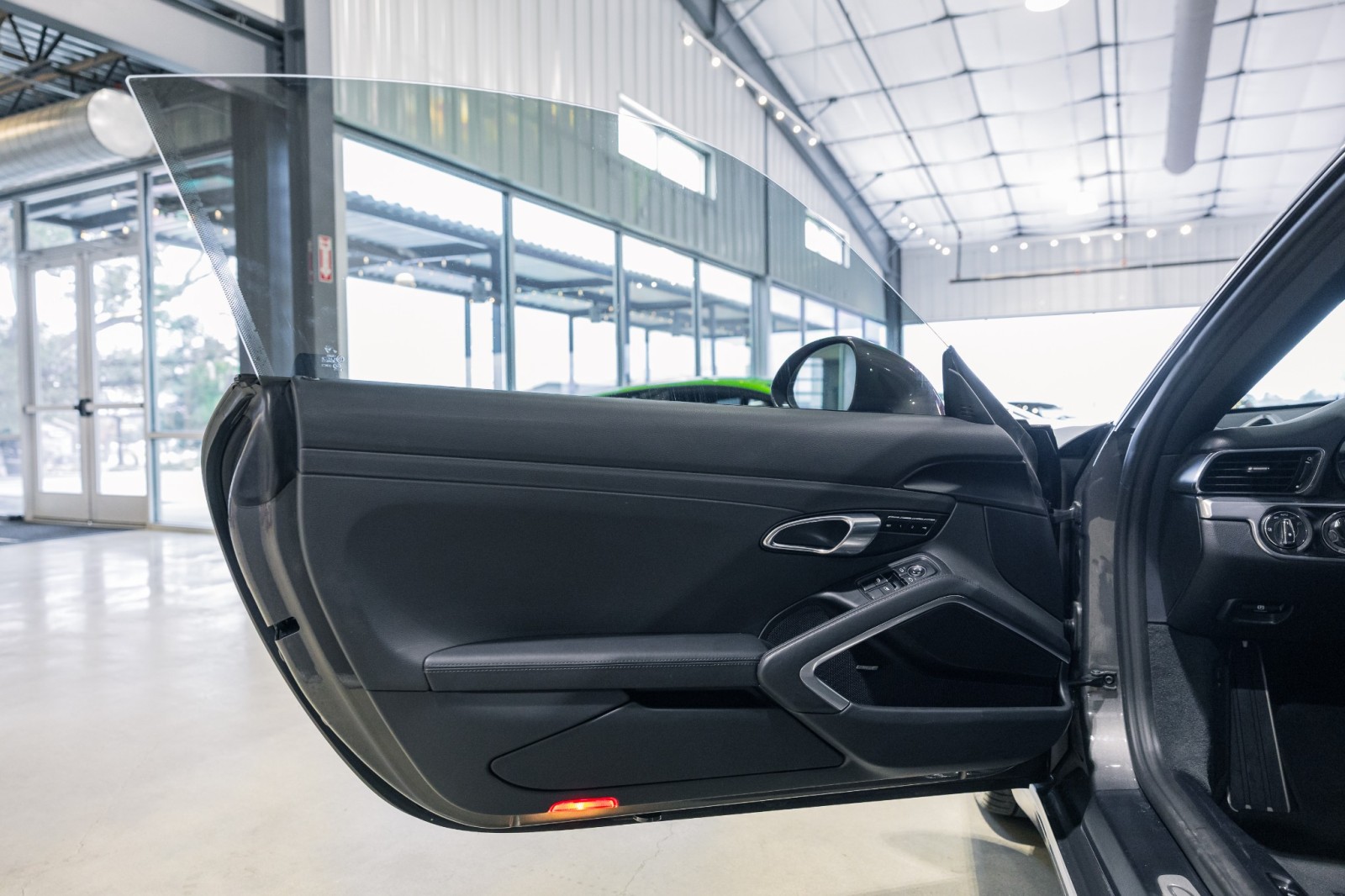 Used Car 2019 Porsche 911  Carrera S - Sport Chrono Package - Sport Exhaust - Bose Surround Sound For Sale Under $130,000 In Boerne, Texas