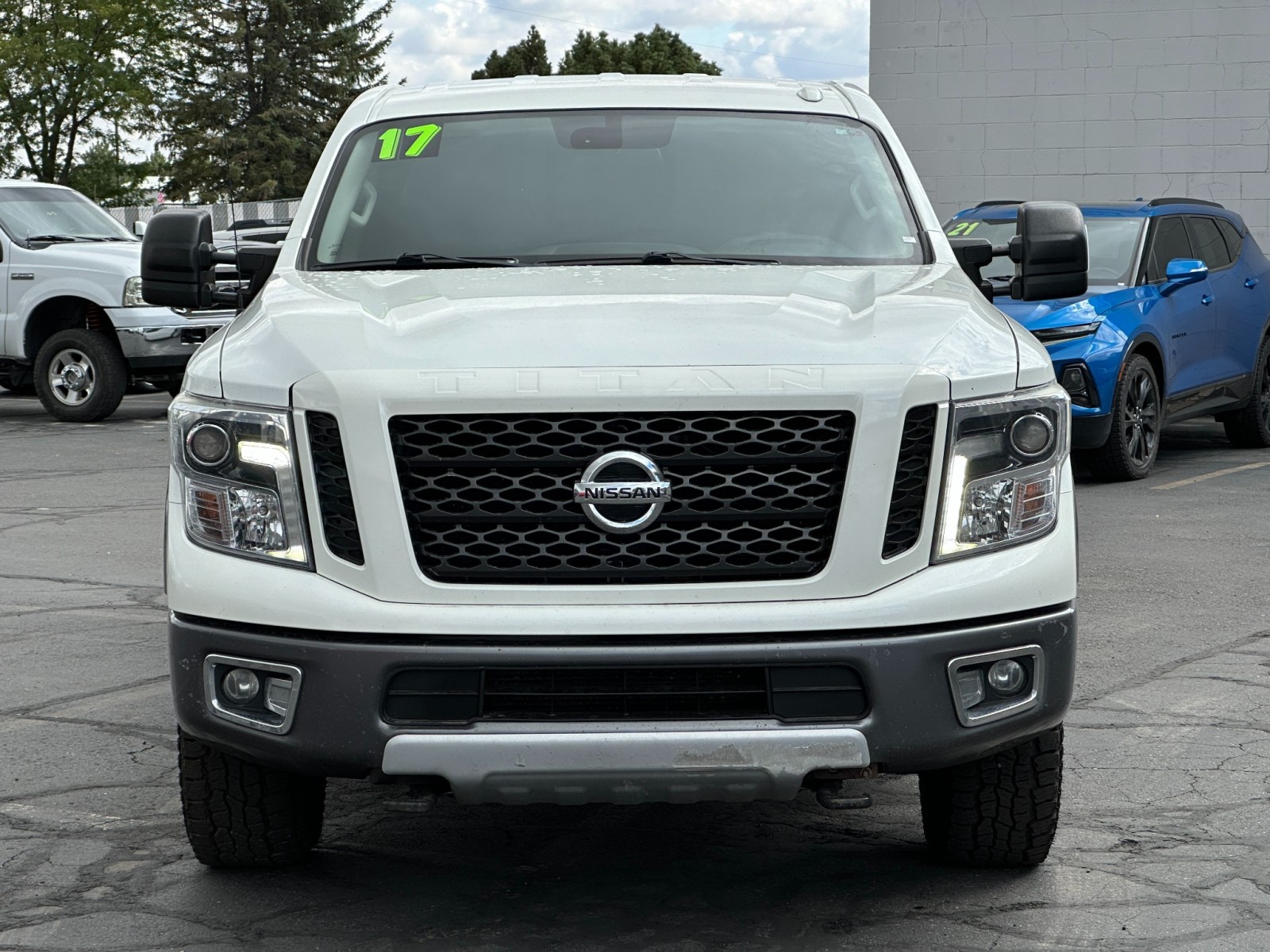 2017 Nissan Titan XD PRO-4X 2