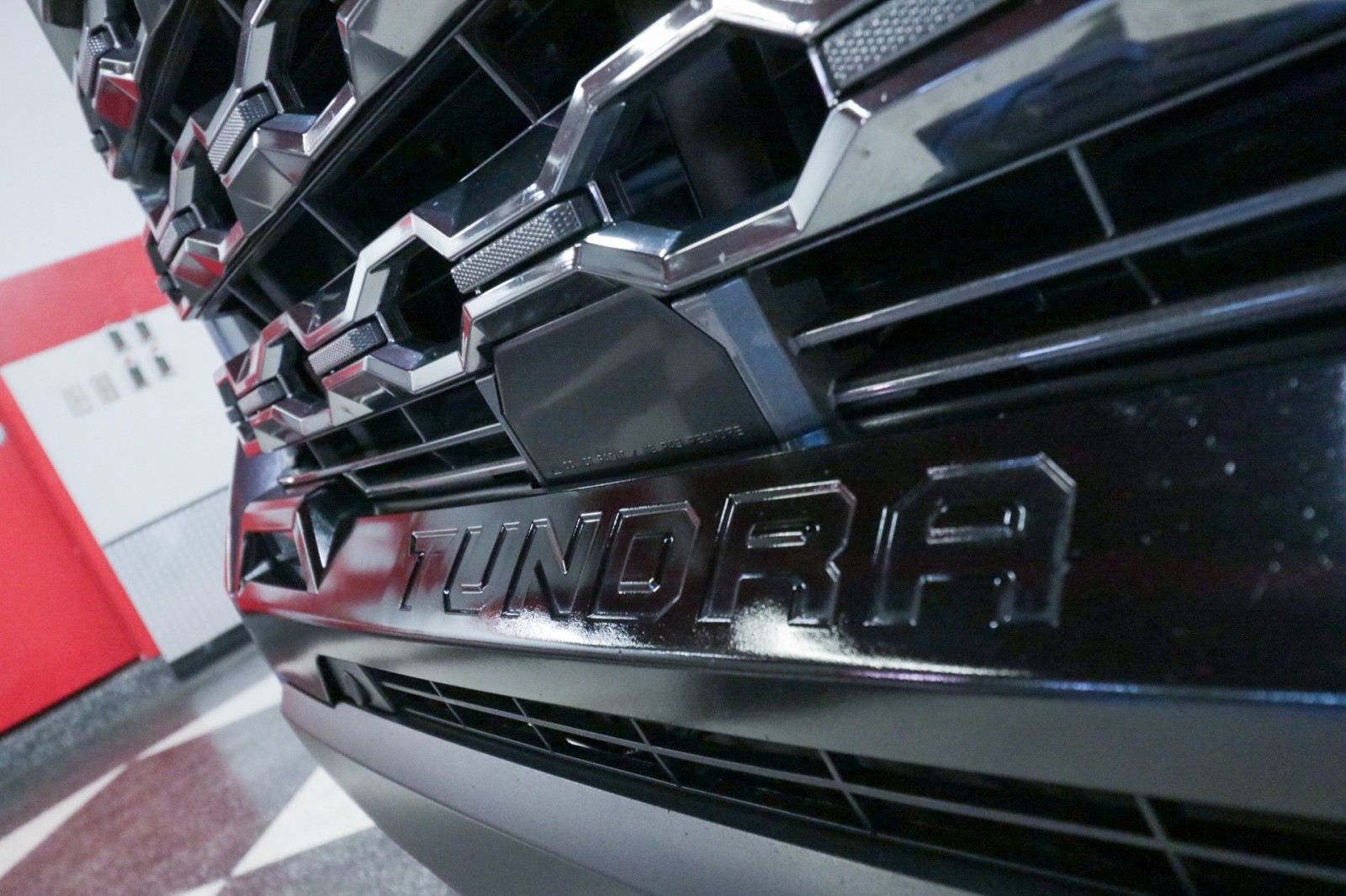 Used Car 2024 Toyota Tundra 4wd  Platinum For Sale Under $60,000 In Austin, Texas