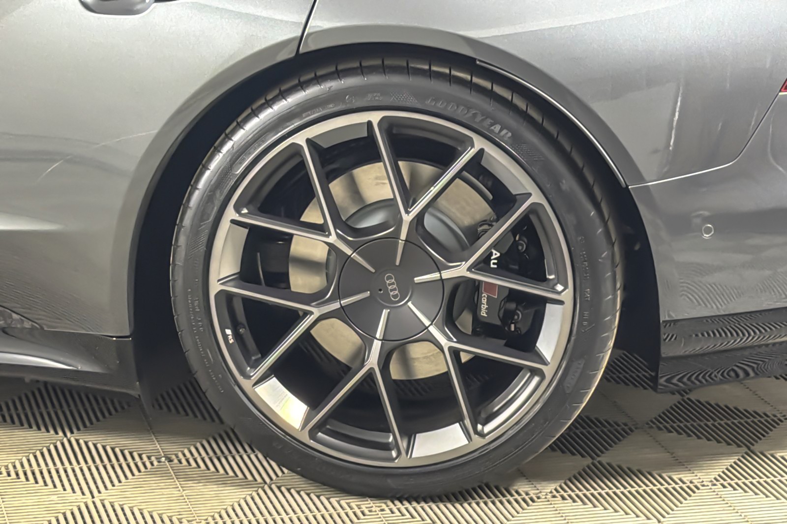 Certified Used 2025 Daytona Gray Pearl Effect Audi performance quattro image 25