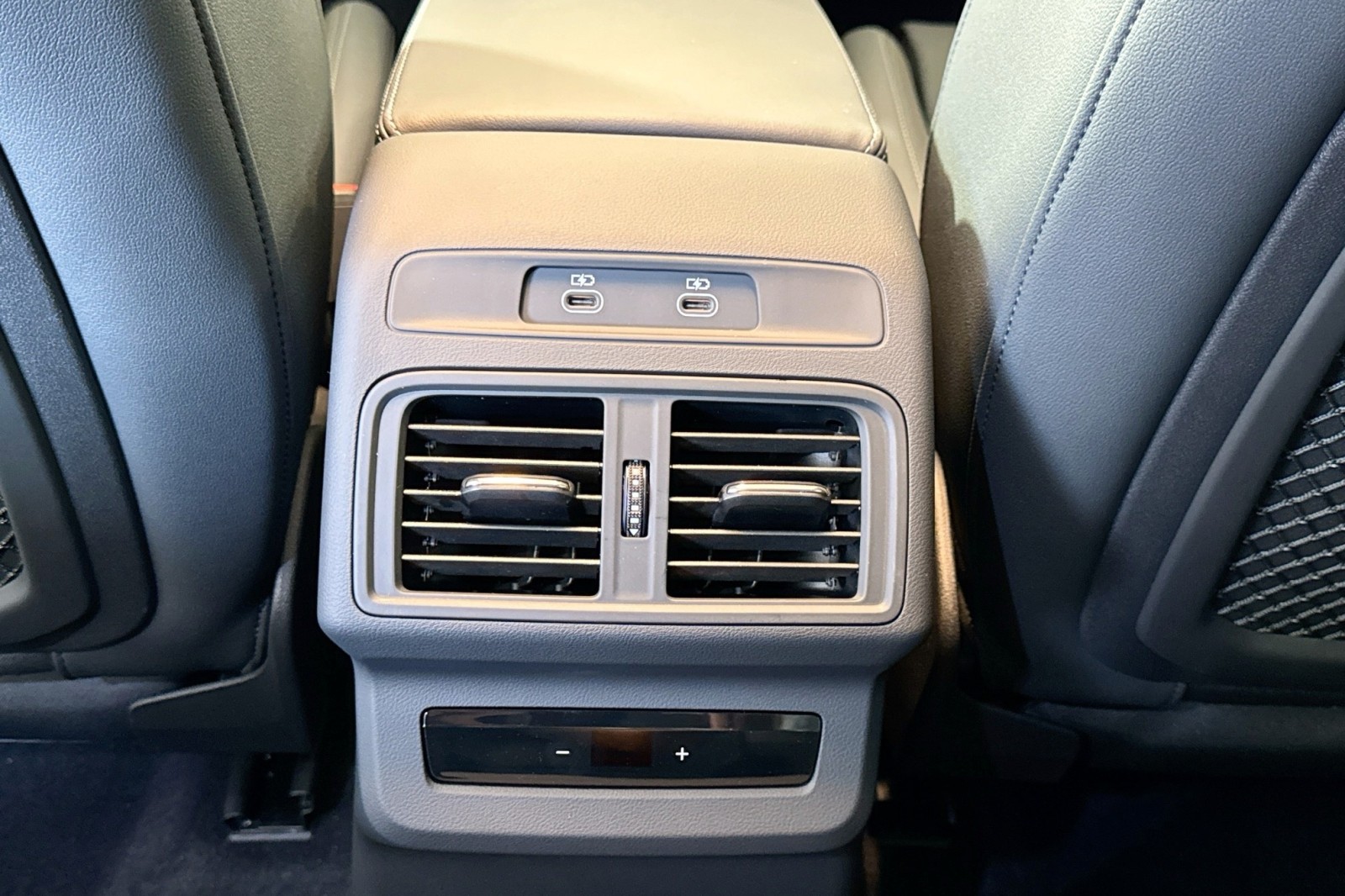 New 2025 Mythos Black Metallic Audi Premium Plus 2.0 TFSI quattro image 22