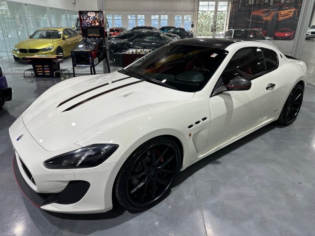 2013 Maserati GranTurismo MC Coupe RWD   