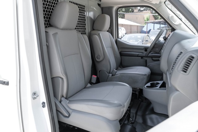 2020 Nissan NV Cargo S 26