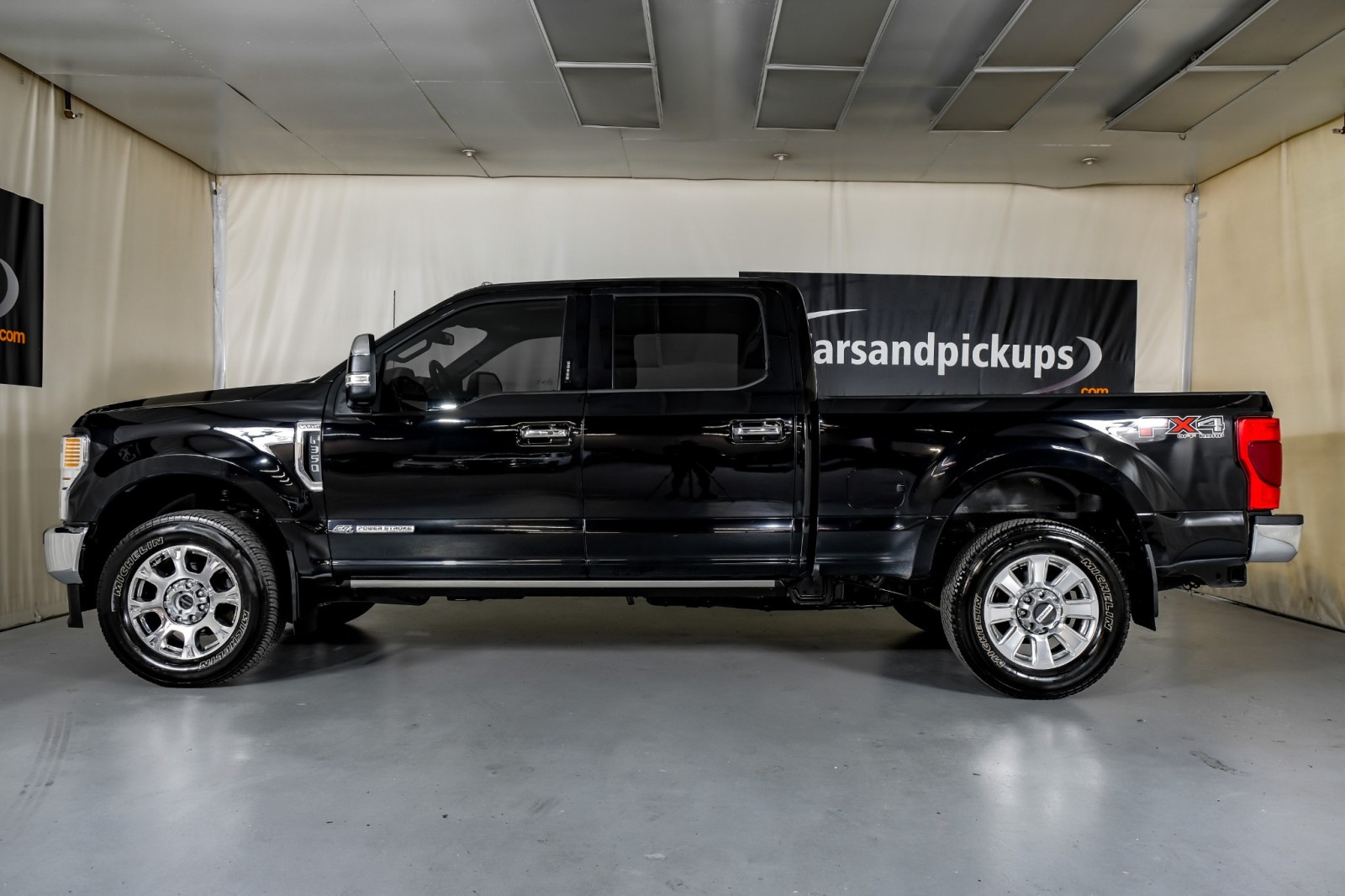 2022 Ford F-350 SRW Lariat 11