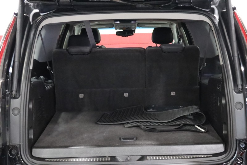 2016 Cadillac Escalade ESV Luxury Collection 4WD 4dr Suv in , 