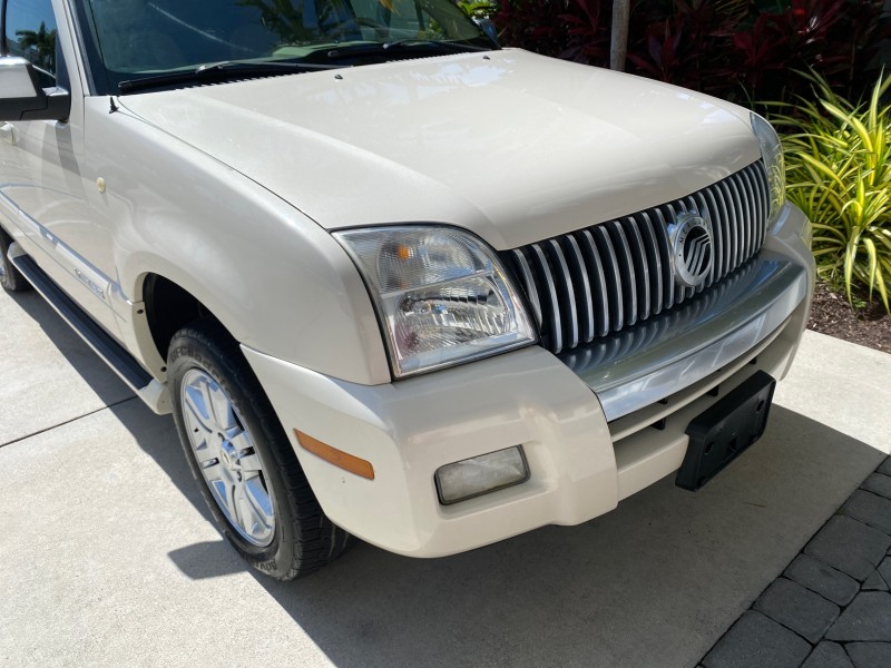 2007 Mercury Mountaineer SUV Premier 1 OWNER in ,