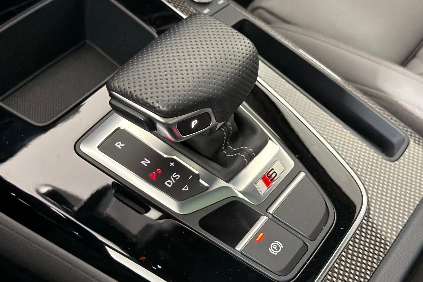 Used 2023 Ibis White Audi Premium Plus 3.0 TFSI quattro image 21