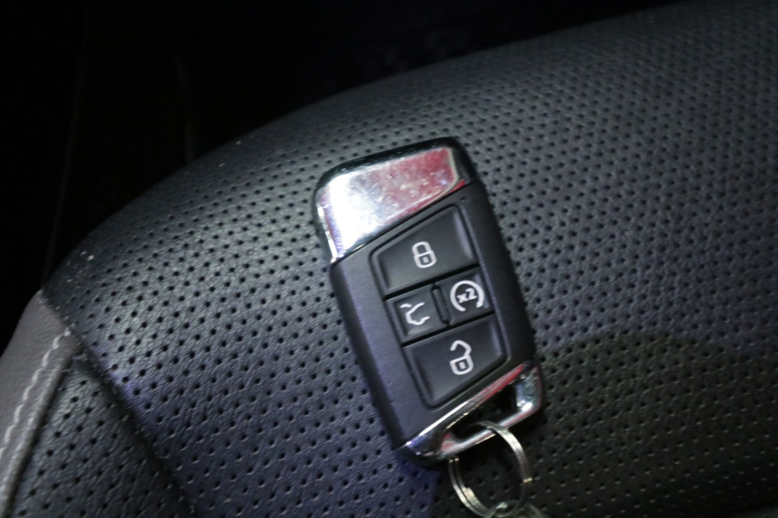 Used Car 2023 Volkswagen Atlas  3.6l V6 Sel Premium R-line For Sale Under $40,000 In Austin, Texas