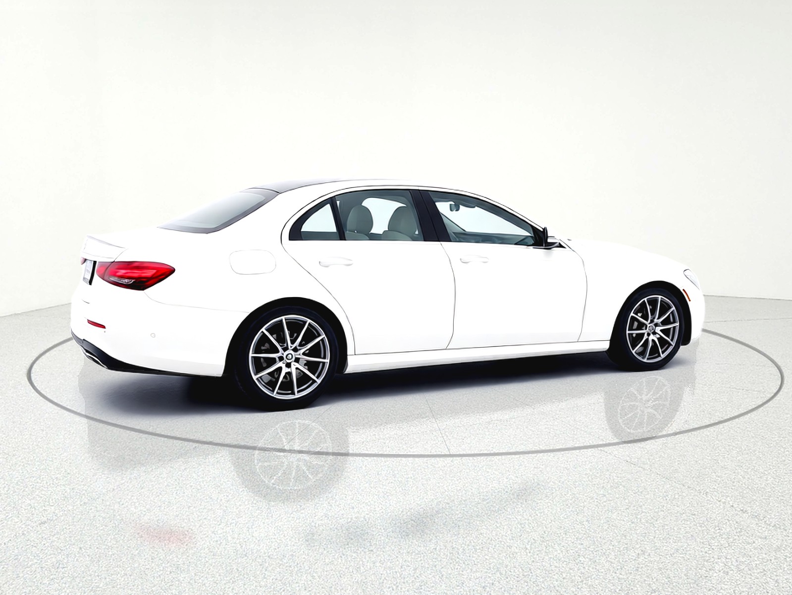 Certified Used 2022 Polar White Mercedes-Benz E 350 RWD Sedan image 15