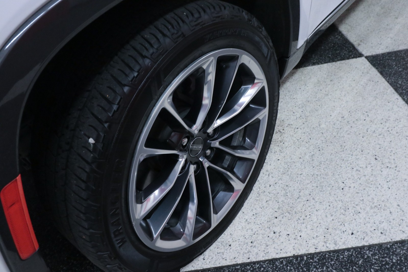 Used Car 2022 Jeep Wagoneer  Series Iii For Sale Under $35,000 In Austin, Texas