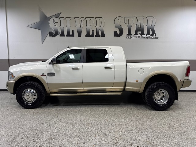 2017 Ram 3500 Laramie Longhorn 4WD Cummins MegaCab in ,