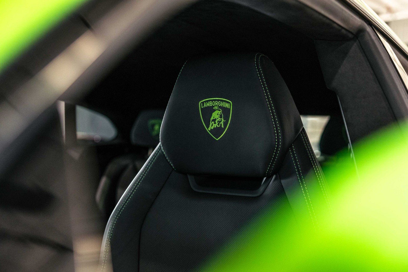 Used Car 2023 Lamborghini Urus  S For Sale Under $250,000 In Boerne, Texas