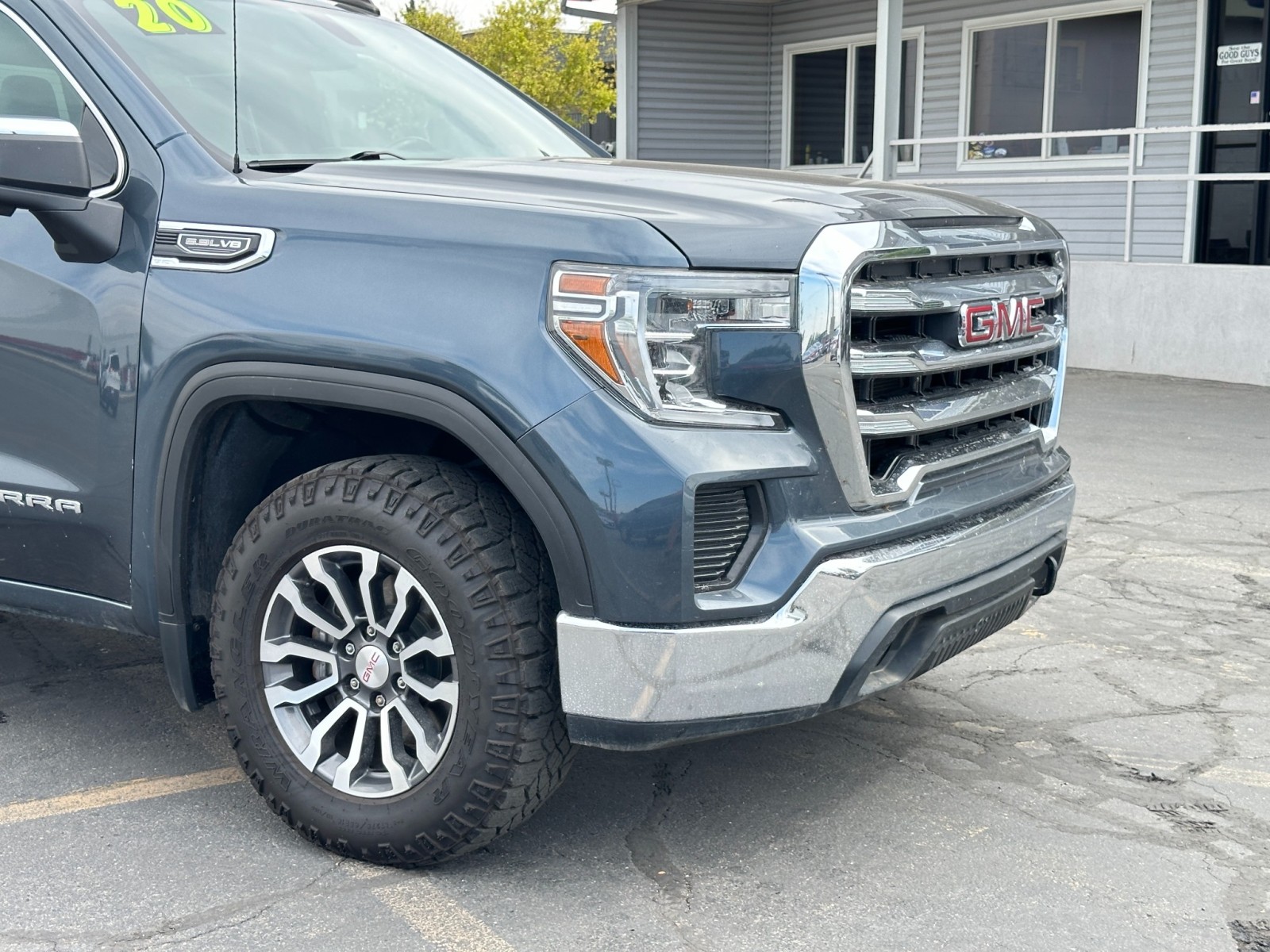 2020 GMC Sierra 1500 SLE 3