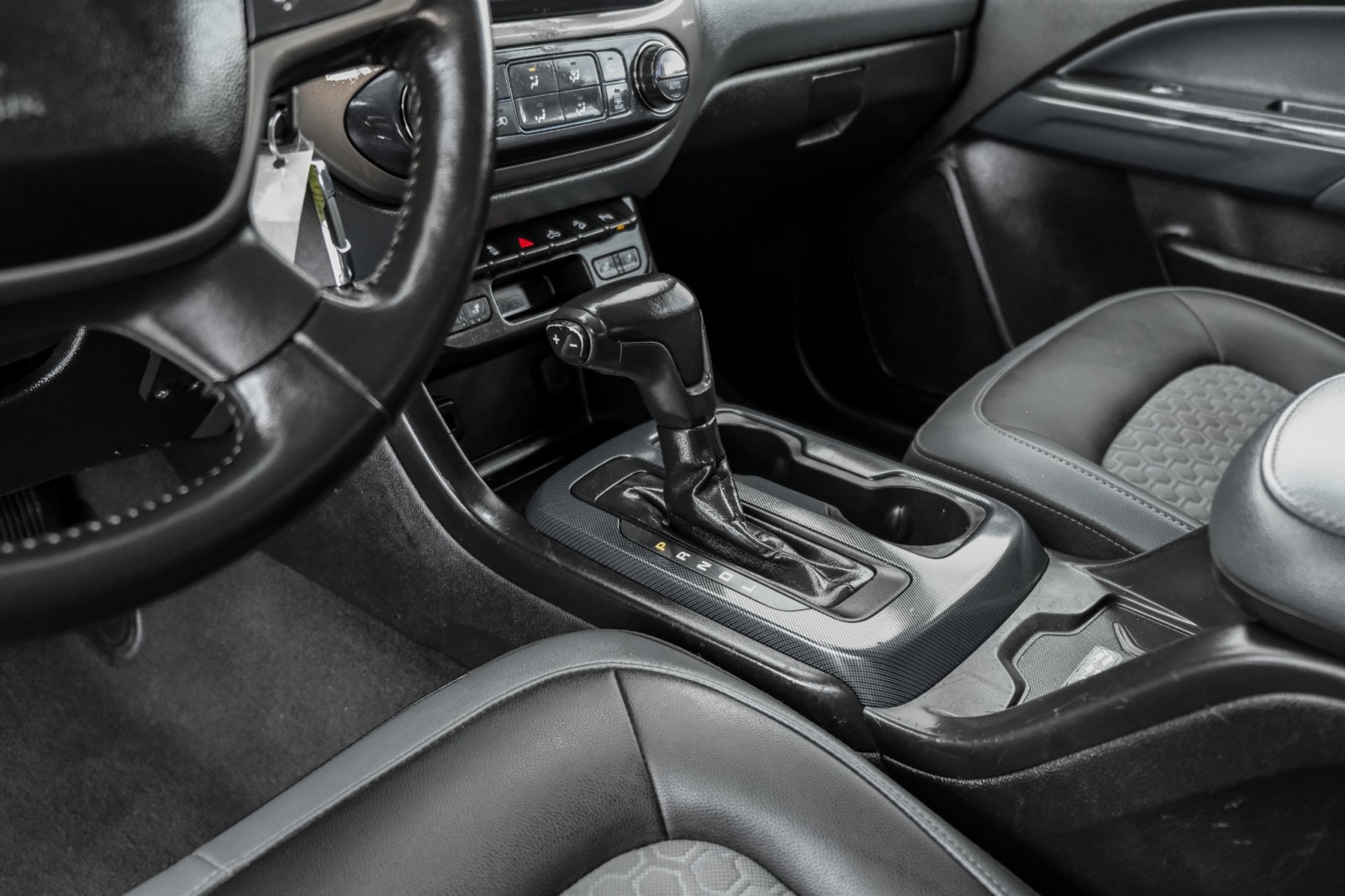 2019 Chevrolet Colorado Z71 CREW CAB 4WD AUTOMATIC HEATED SEATS REAR CAMER 28