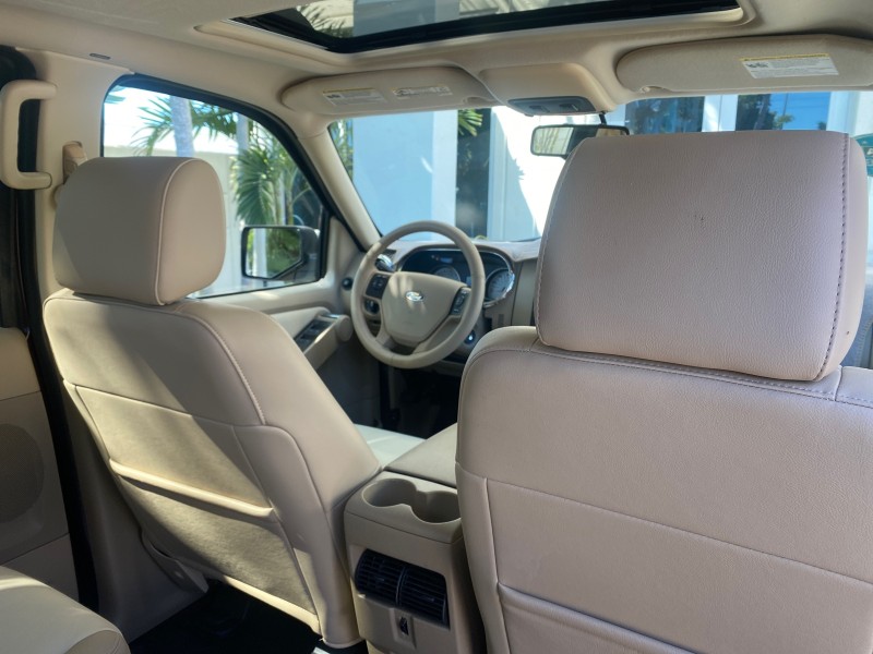 2008 Ford Explorer Sport Trac Limited LOW MILES 49,936 in , 