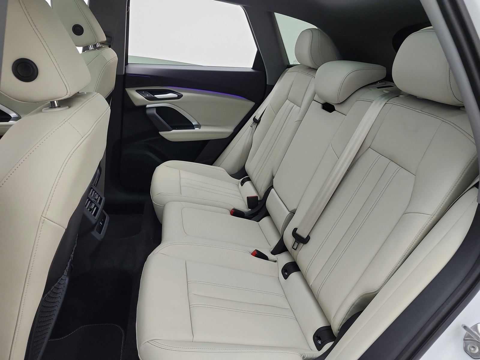 New 2026 Arkona White Audi Premium 2.0 TFSI quattro image 11