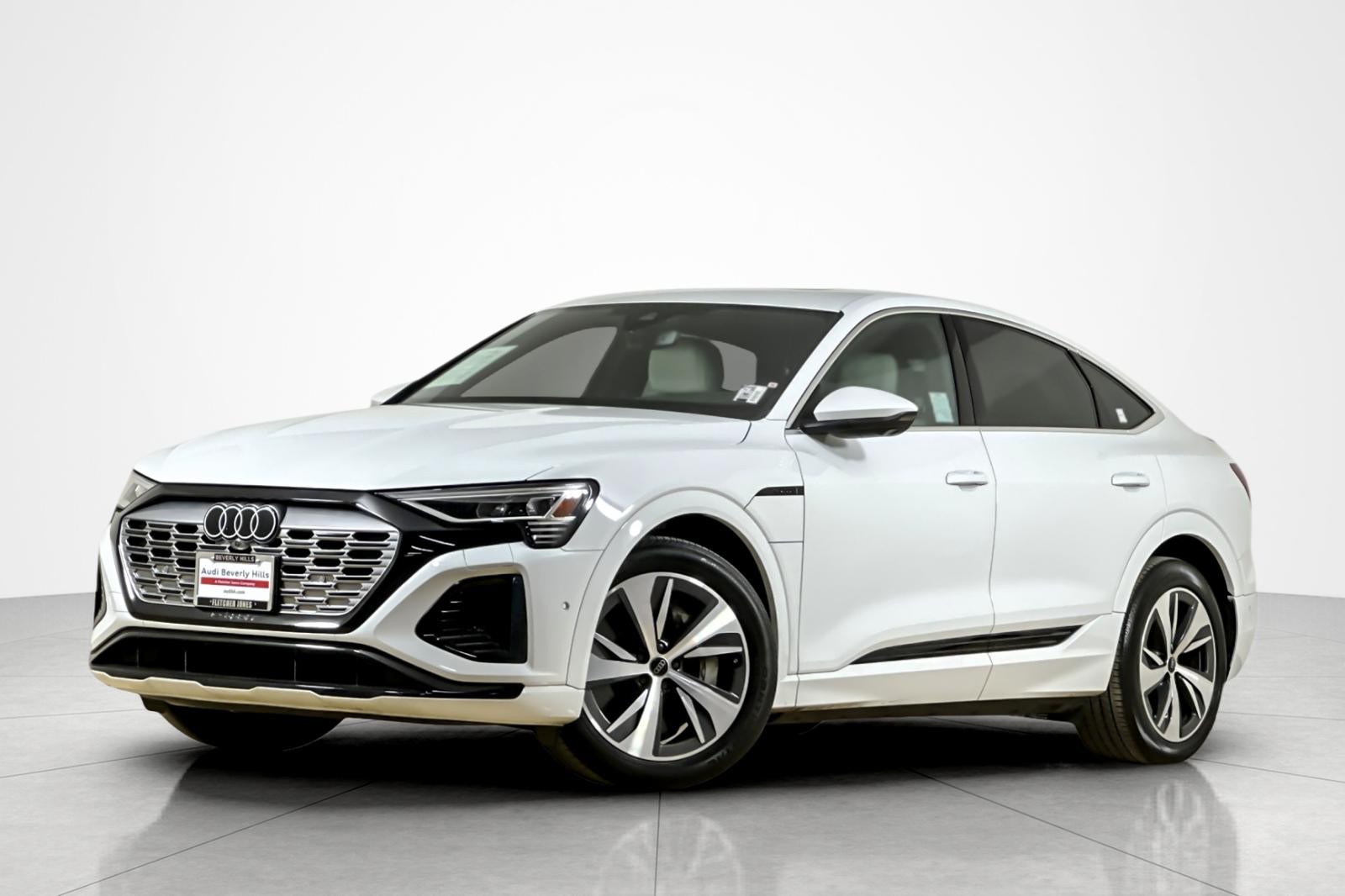 2024 Audi Q8 e-tron Sportback S line Premium Plus quattro
