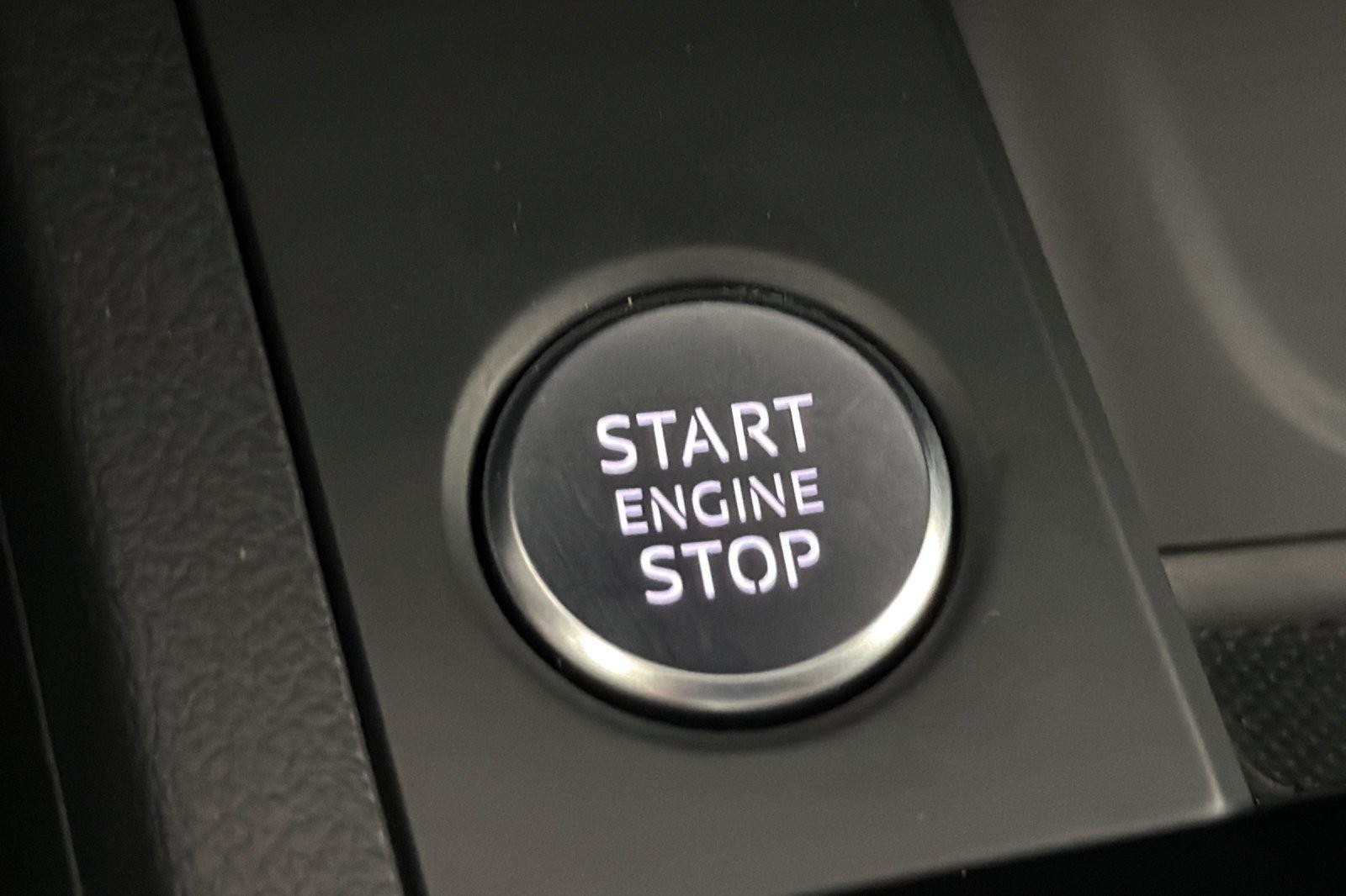 Used 2022 Manhattan Gray Metallic Audi Premium 40 TFSI quattro image 20