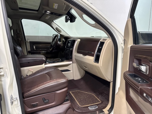 2017 Ram 3500 Laramie Longhorn 4WD Cummins MegaCab in ,