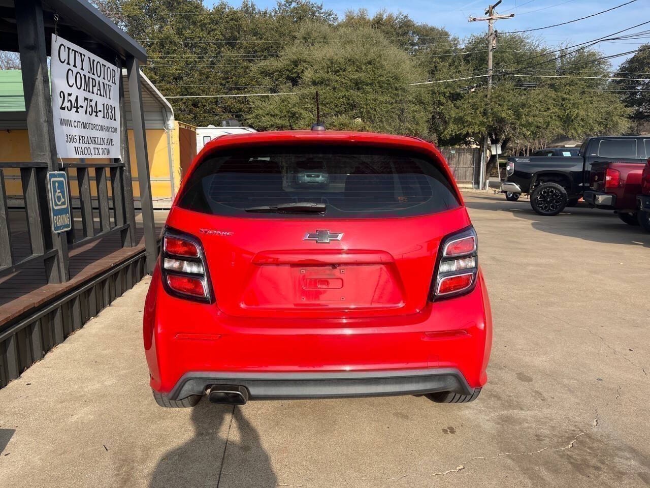 View vehicle photo 4