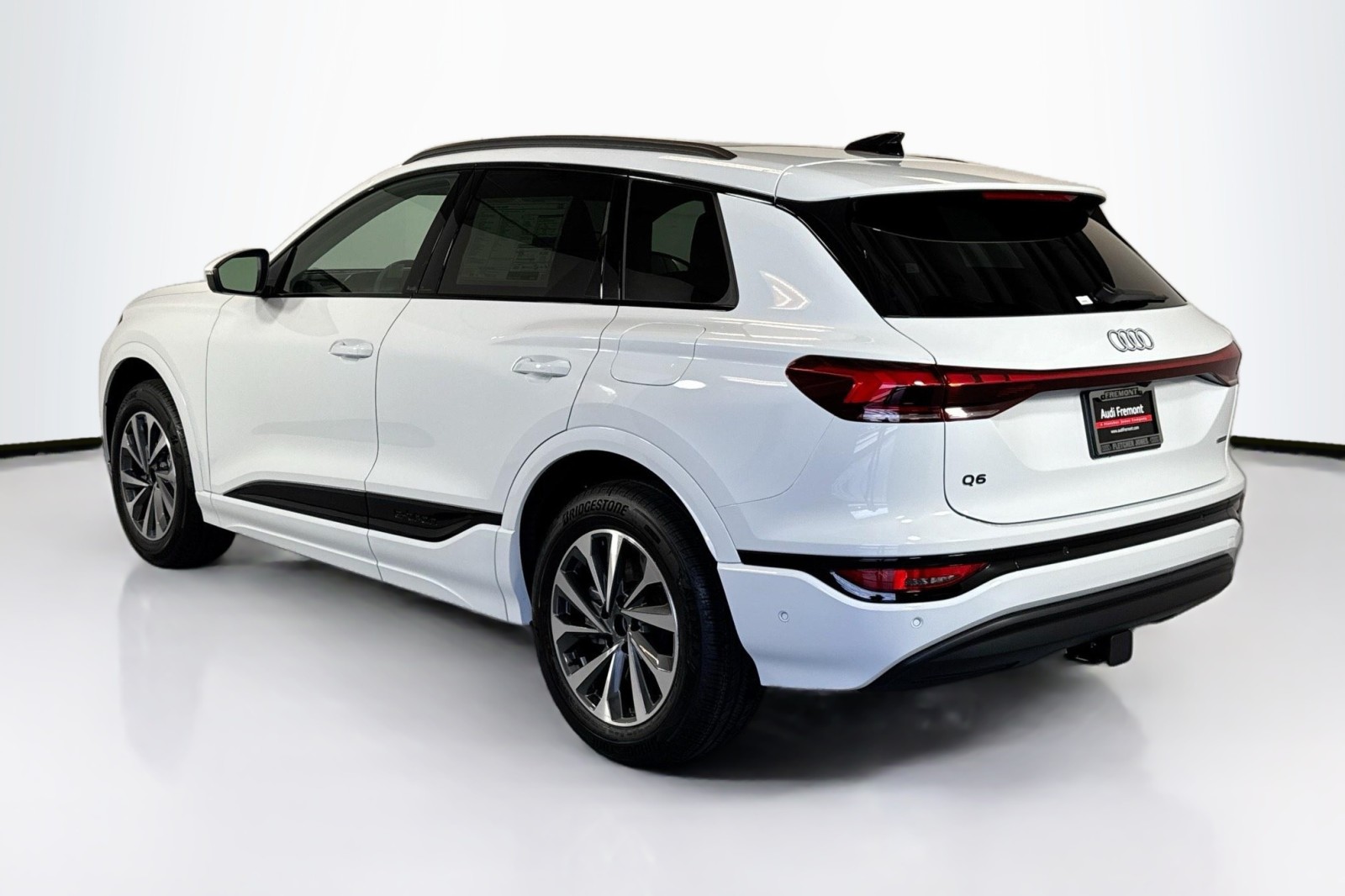 New 2025 Glacier White Metallic Audi Premium Plus quattro image 7