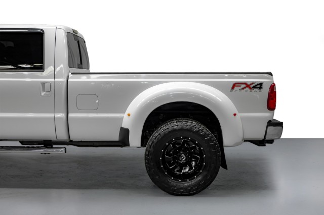 2016 Ford F-350 Lariat 11