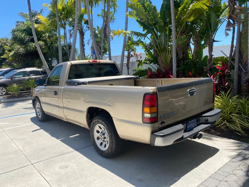 2005 GMC Sierra 1500 LOW MILES 83837 AC NO ACCIDENTS in ,