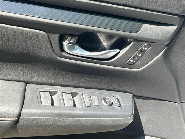 HondaCR-V Hybrid25