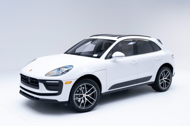 2025  Macan  in , 