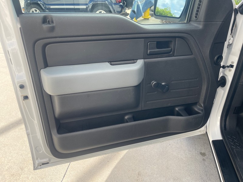 2014 Ford F-150 XL LOW MILES 28,806 4WD in , 