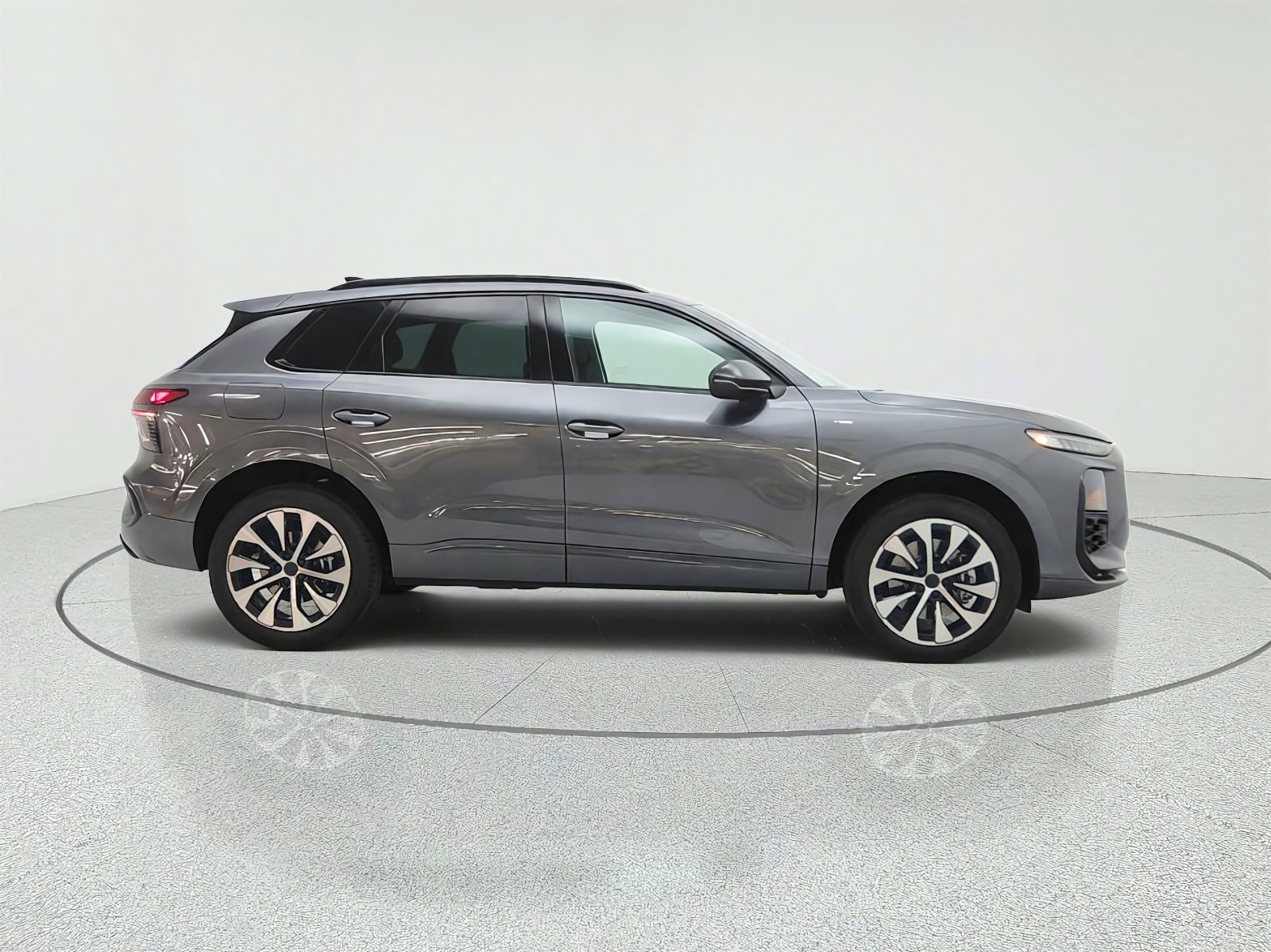 New 2026 Daytona Gray Pearl Effect Audi S line quattro image 4
