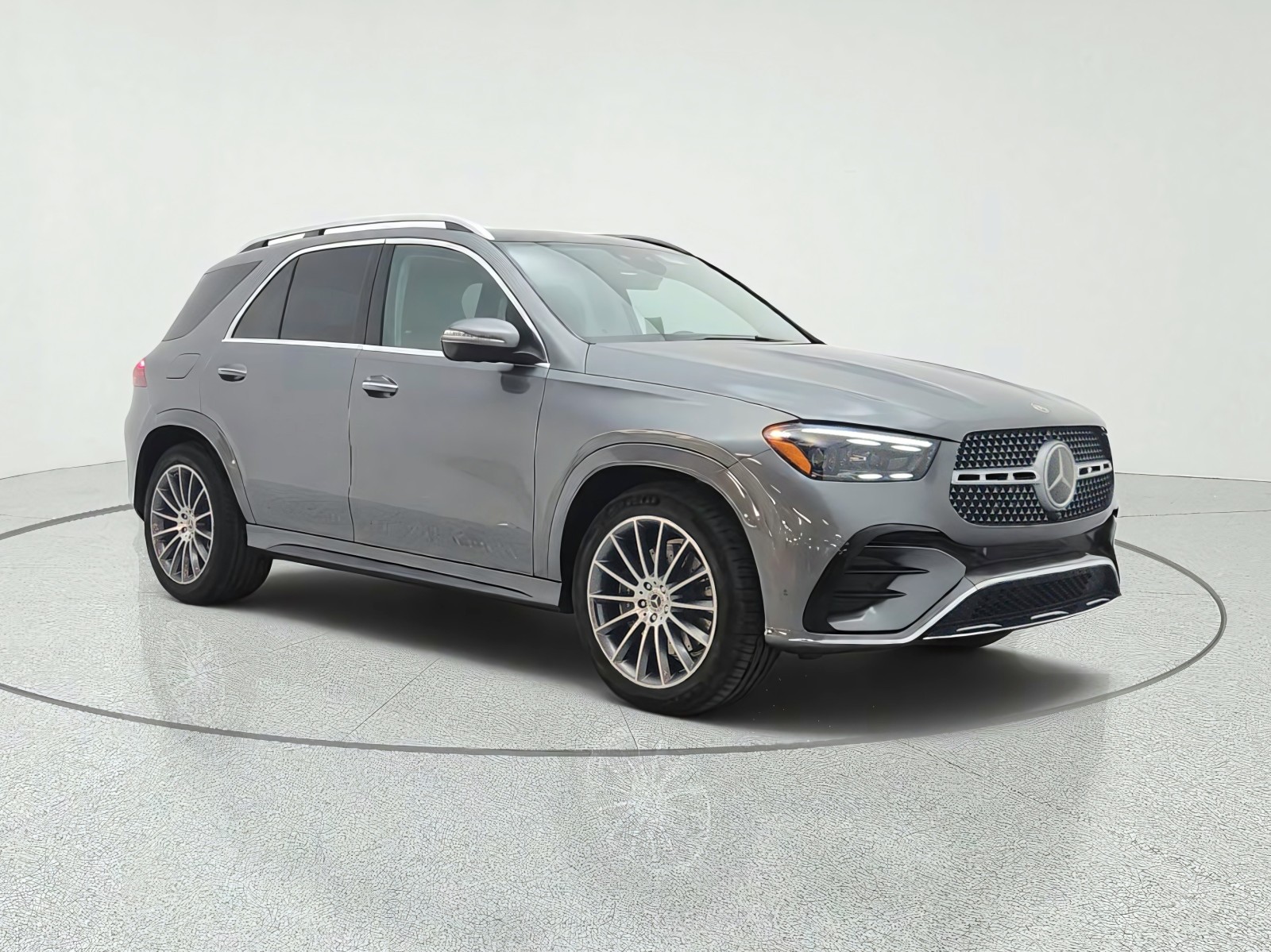 New 2026 Selenite Grey Metallic Mercedes-Benz GLE 450 4MATIC® SUV image 3