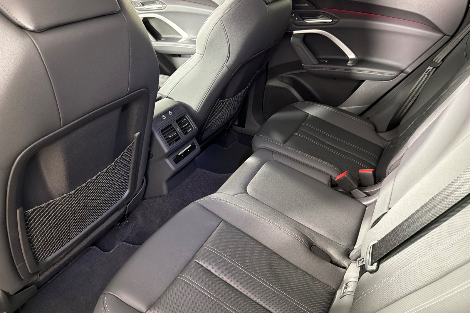 New 2025 Mythos Black Metallic Audi Premium Plus 2.0 TFSI quattro image 11