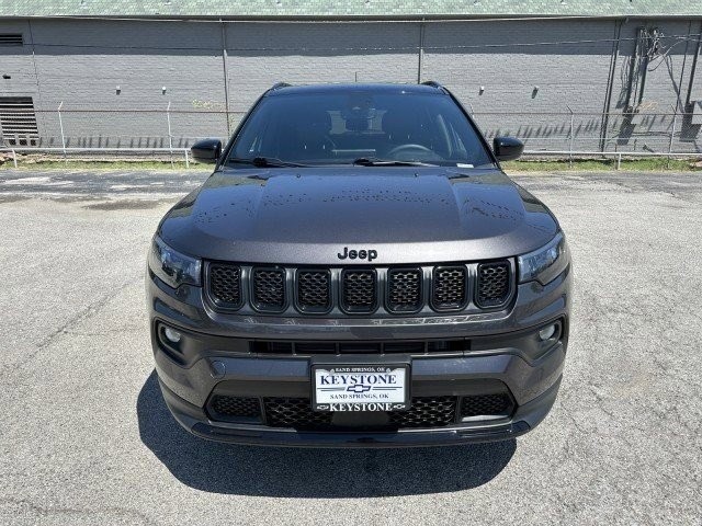 2023 Jeep Compass Altitude 8