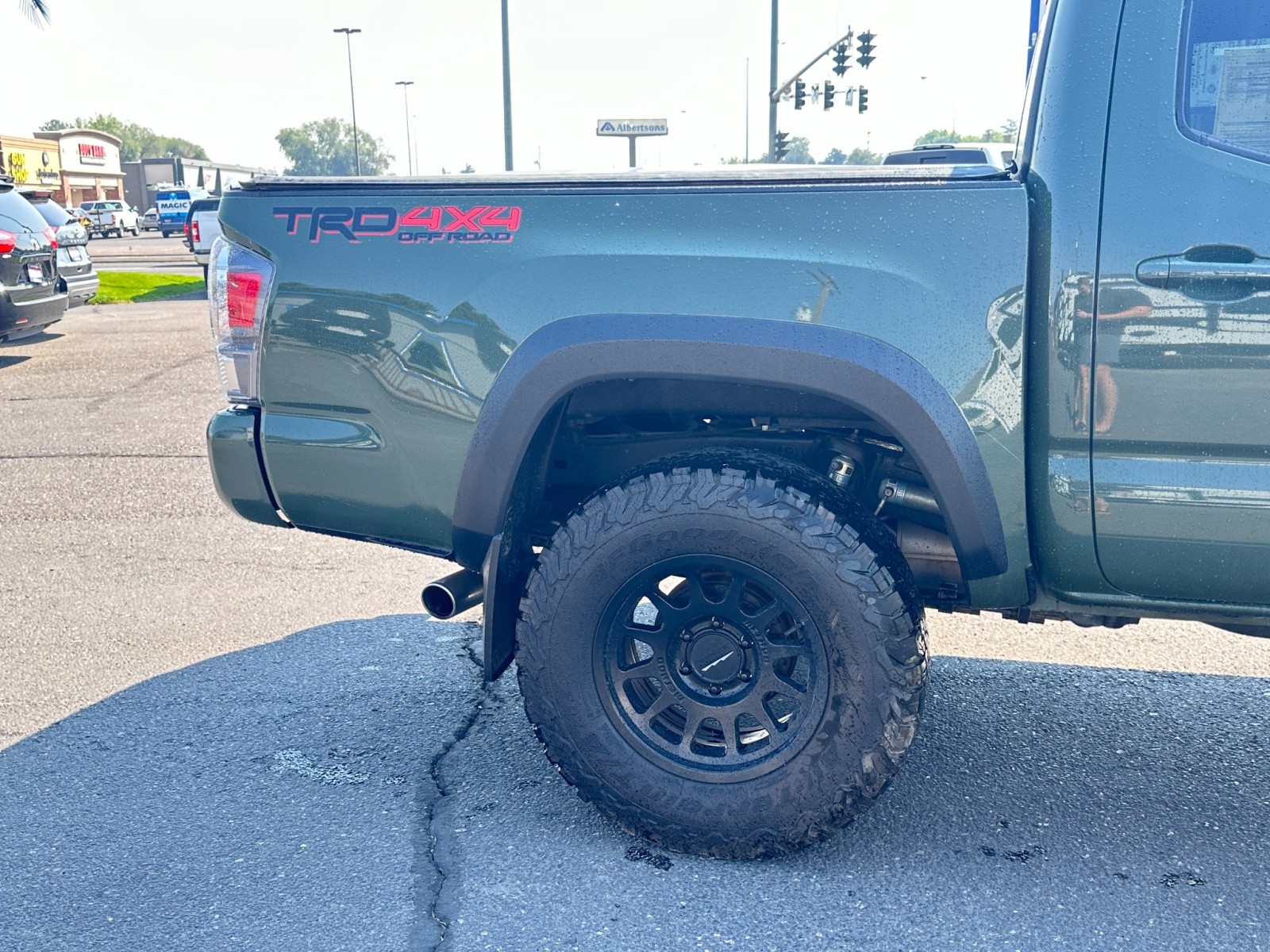 2022 Toyota Tacoma 4WD TRD Off Road 5