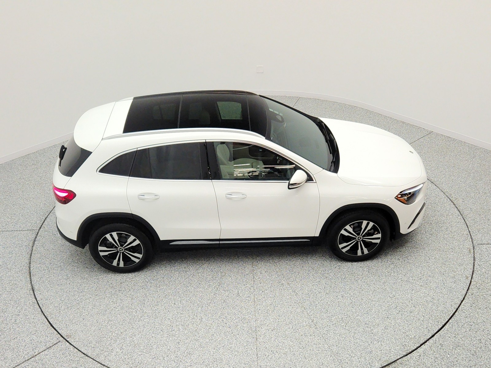 Certified Used 2026 Polar White Mercedes-Benz GLA 250 SUV image 26