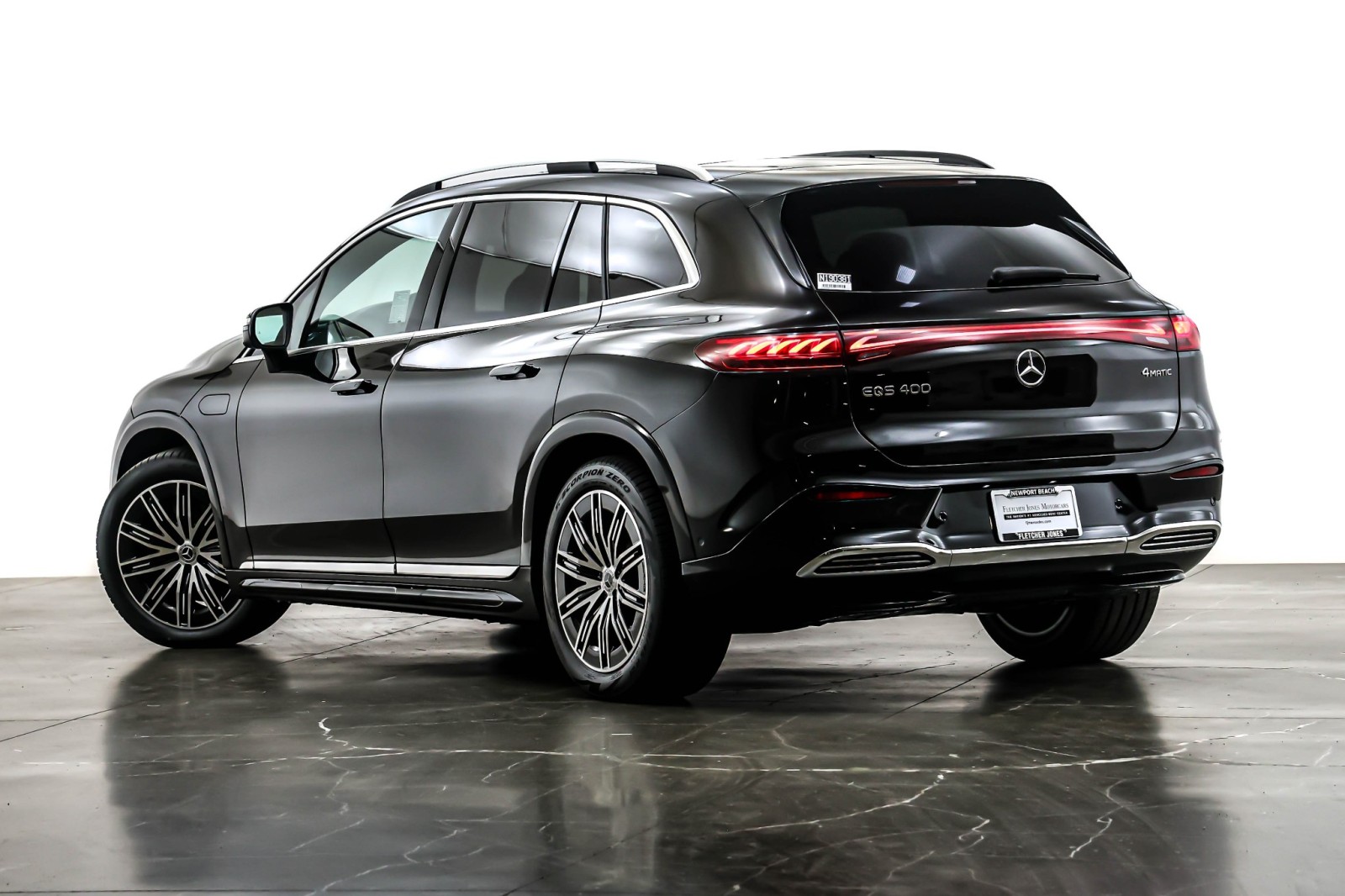 New 2026 Black Mercedes-Benz EQS 400 4MATIC® SUV image 11