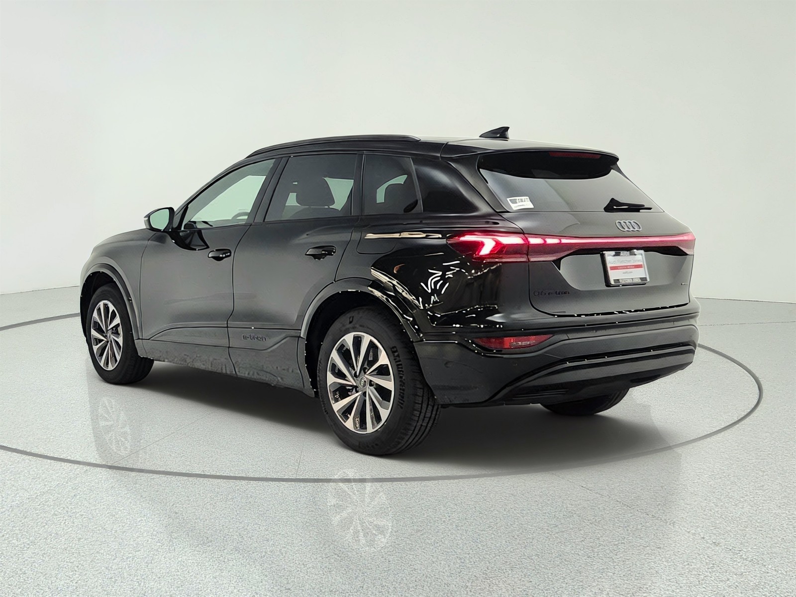 New 2027 Mythos Black Metallic Audi Premium quattro image 7