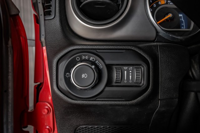 2019 Jeep Wrangler Sport S 26