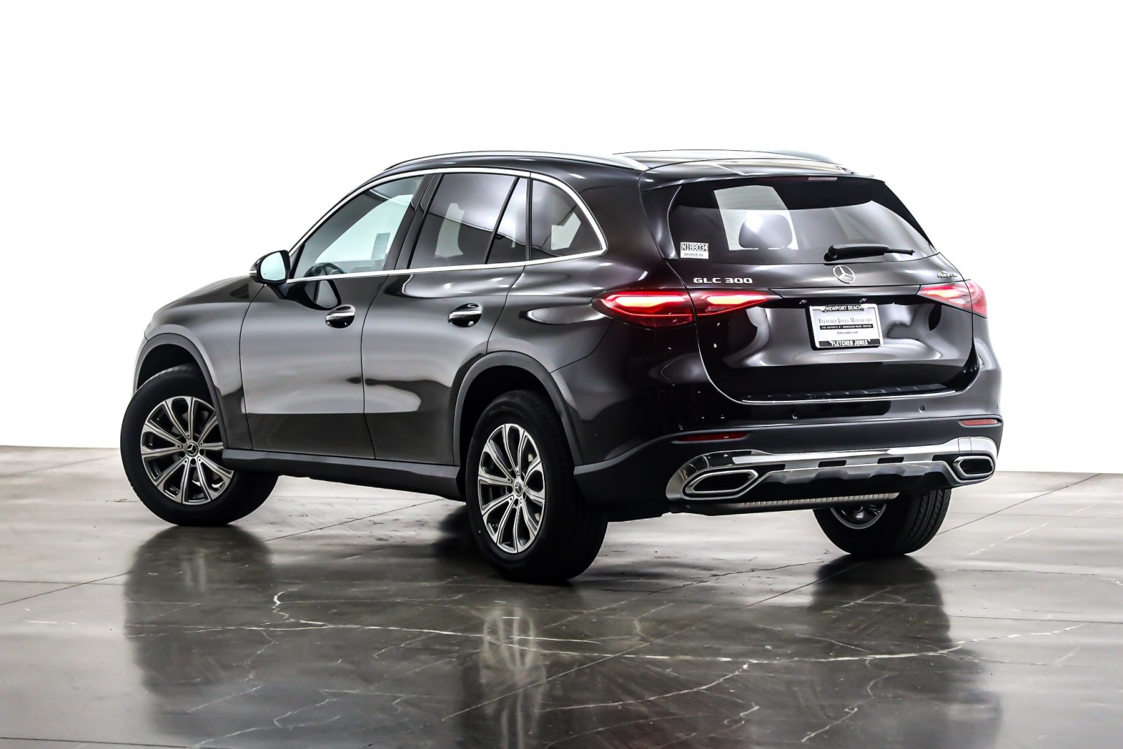 New 2026 Black Mercedes-Benz GLC 300 image 12