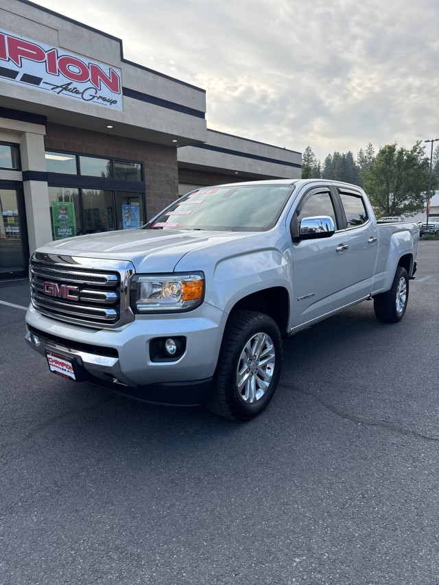 Quicksilver Metallic 2018 GMC Canyon Pickup Truck Four-Wheel Drive Automatic
