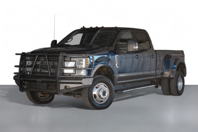 2019 Ford F-350 LARIAT 4