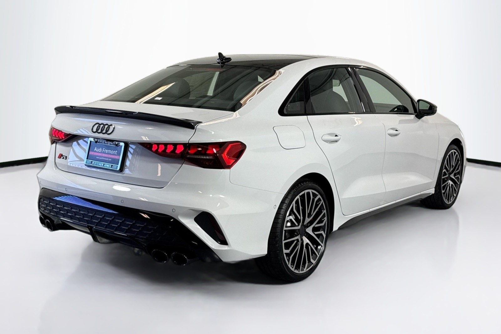 New 2026 Glacier White Metallic Audi quattro image 5