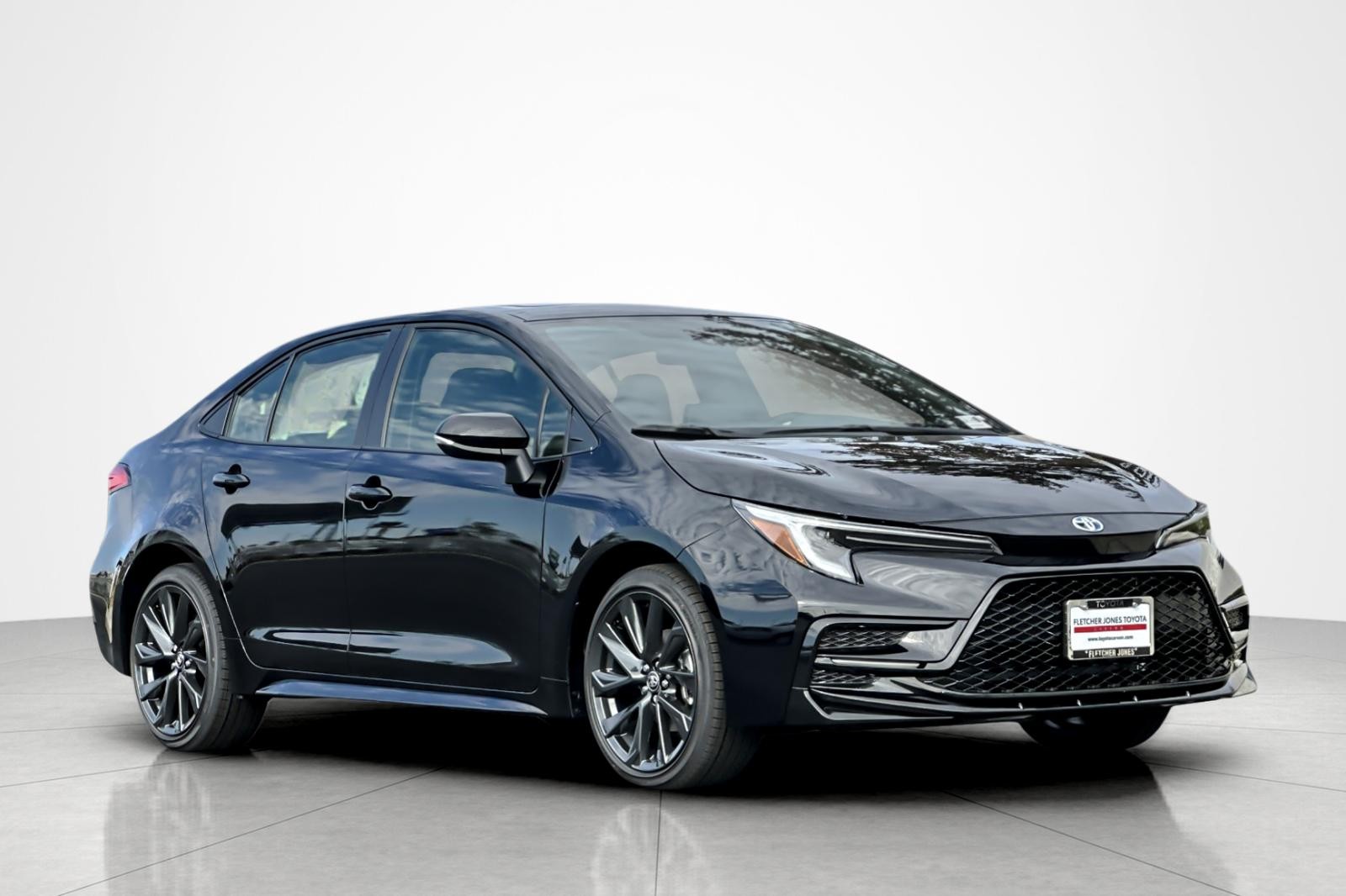 2025 Toyota Corolla Hybrid SE photo 5
