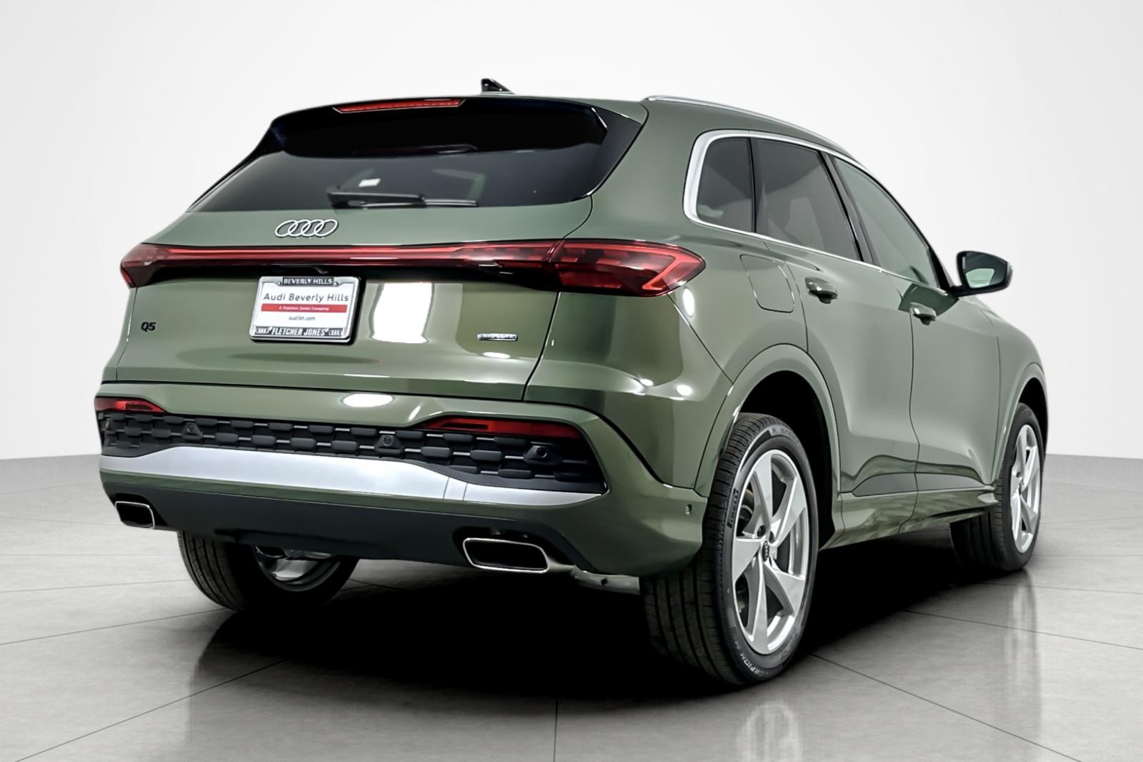 New 2025 District Green Metallic Audi Premium Plus 2.0 TFSI quattro image 6